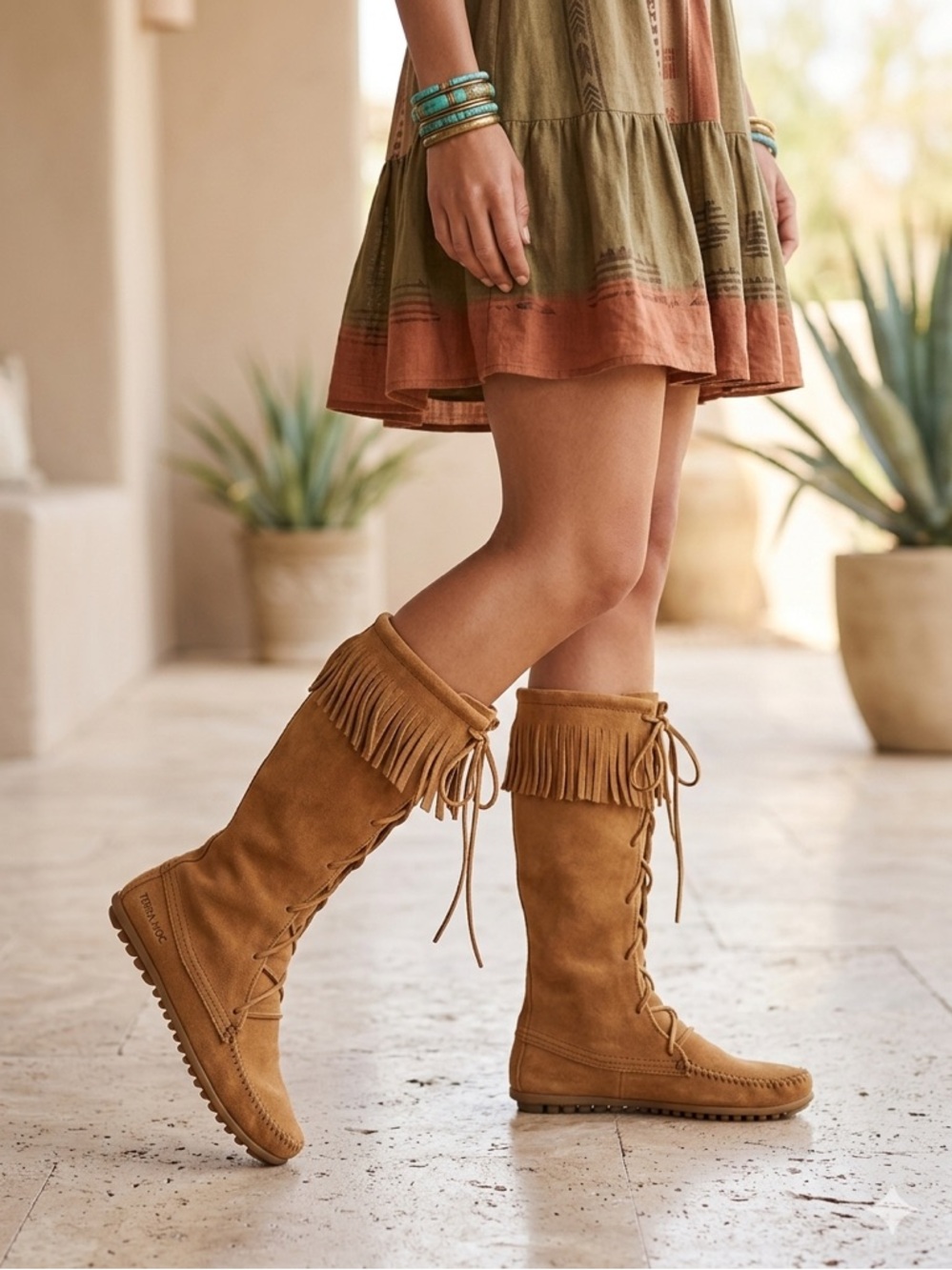 Minnetonka Suede Leather Knee-High Lace-Up Fringe Boots 1427 Tan Size 7